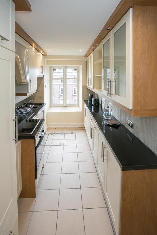 O'Connell Bridge Apartments 더블린 외부 사진