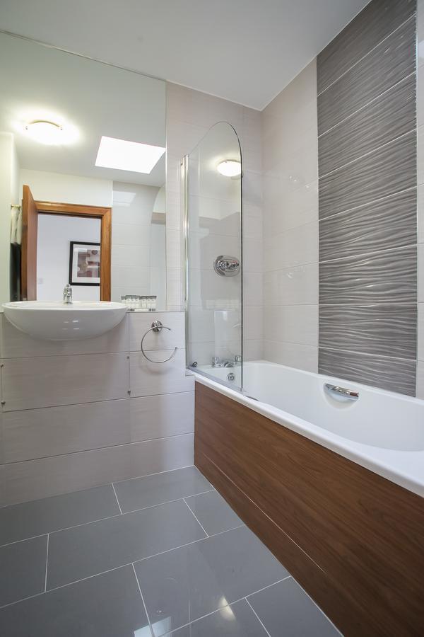 O'Connell Bridge Apartments 더블린 외부 사진