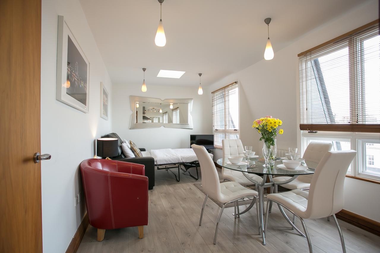 O'Connell Bridge Apartments 더블린 외부 사진