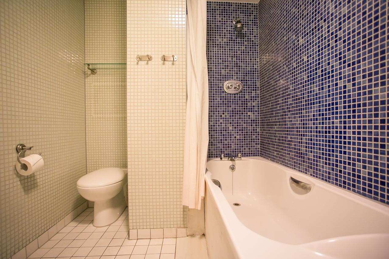 O'Connell Bridge Apartments 더블린 외부 사진